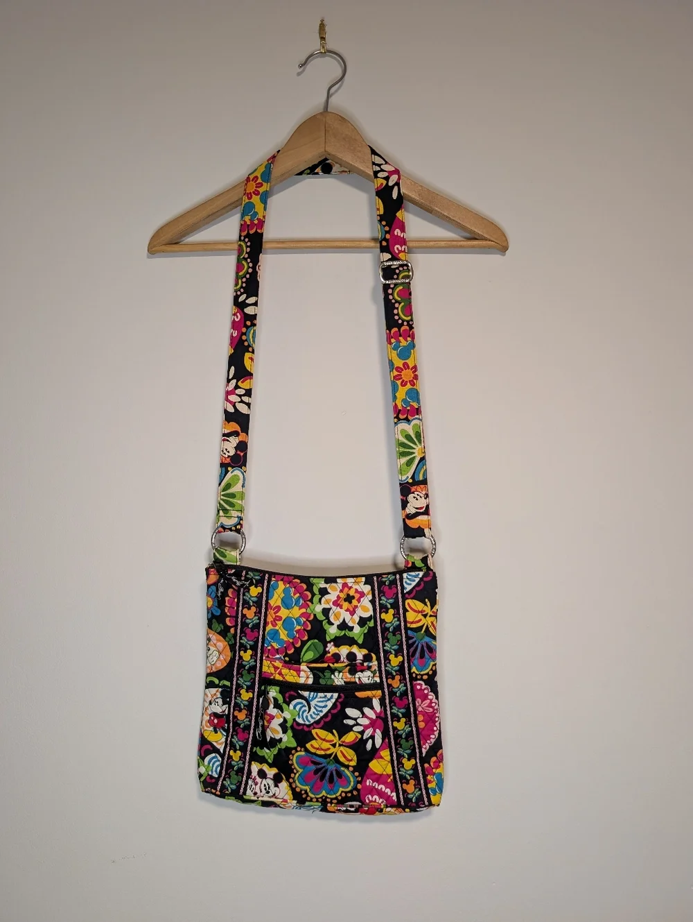 Vera Bradley Mickey & Minnie Mouse Disney Authentic Collection Crossbody Bag - Picture 12 of 12